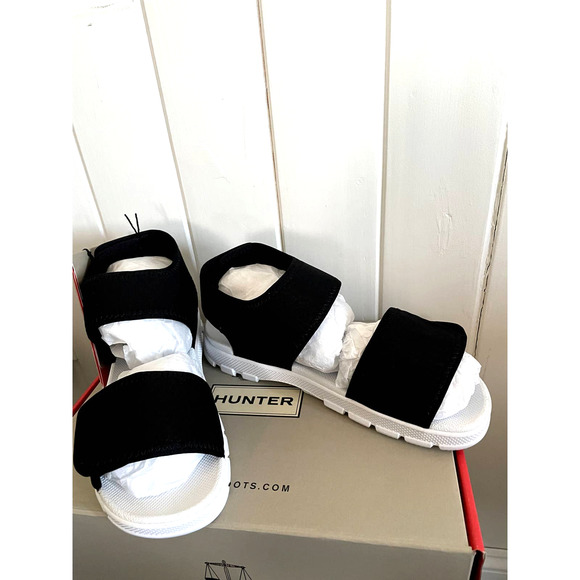 HUNTER Black White Sandals Little Kids Size 3 New with Box - Picture 1 of 6